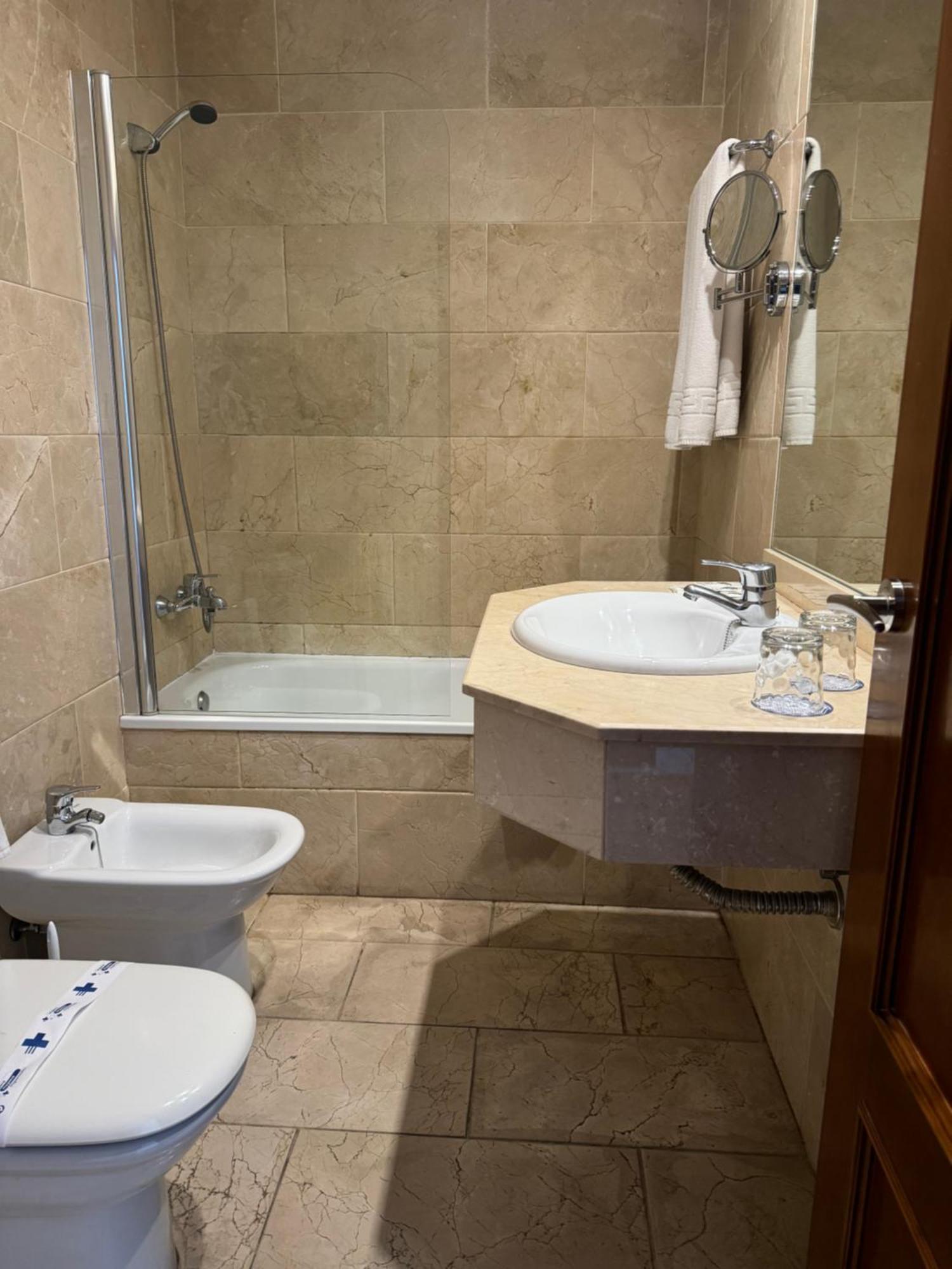 Hotel Rl Anibal Linares  Bagian luar foto
